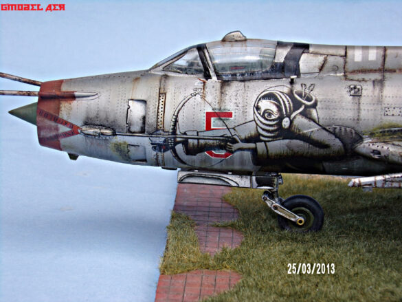 SUKHOI SU-17M 1/48 Scale Build Review – Scratchbuilt Soviet Aircraft Projec SUKHOI SU-17M 1-48 scale model weathered aluminum finish