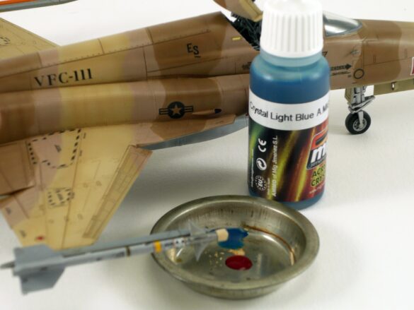 F-5N Tiger II VFC-111 Sundowners AF 113 Bu. No. 761571 – 1/48 Scale Build Review F-5N Tiger II camouflage painting and masking technique