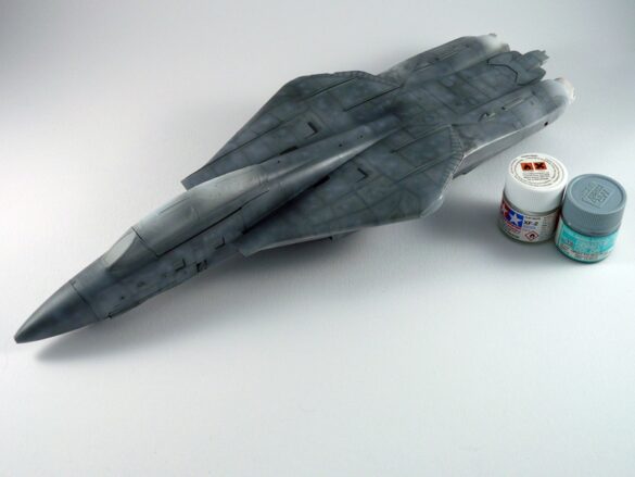 F-14A Tomcat VF-84 Jolly Rogers build 1/48 Scale model aircraft preshading technique on F-14A Tomcat using black base layer