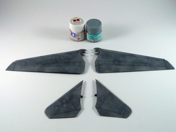F-14A Tomcat VF-84 Jolly Rogers build 1/48 Scale model aircraft preshading technique on F-14A Tomcat using black base layer