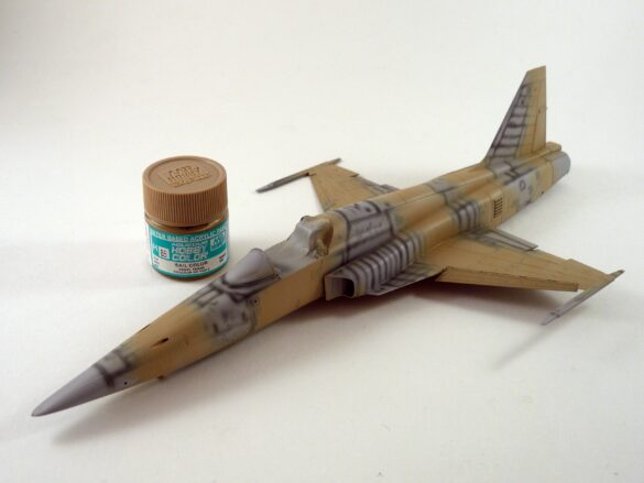 F-5N Tiger II VFC-111 Sundowners AF 113 Bu. No. 761571 – 1/48 Scale Build Review F-5N Tiger II camouflage painting and masking technique
