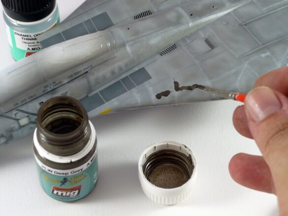 F-14A Tomcat VF-84 Jolly Rogers build 1/48 F-14A Tomcat 1/48 scale model painting process with US Navy camouflage grey tones