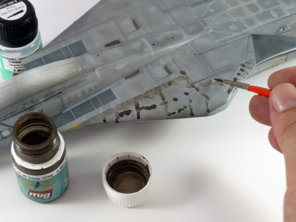 F-14A Tomcat VF-84 Jolly Rogers build 1/48 F-14A Tomcat 1/48 scale model painting process with US Navy camouflage grey tones