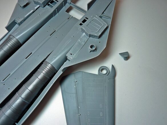 F-14A Tomcat VF-84 Jolly Rogers build 1/48 HobbyBoss F-14A Tomcat 1/48 model build dry fitting fuselage and wings alignment