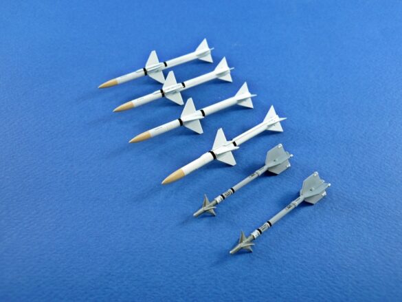 F-14A Tomcat VF-84 Jolly Rogers build 1/48 Scale model F-14A Tomcat fuselage assembly showing wing sweep mechanism structure
