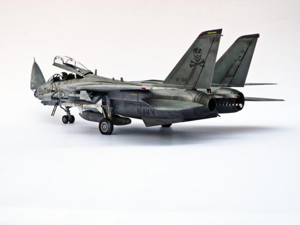 F-14A Tomcat VF-84 Jolly Rogers build 1/48 HobbyBoss F-14A Tomcat weathering effects showing realistic naval aircraft wear and grime