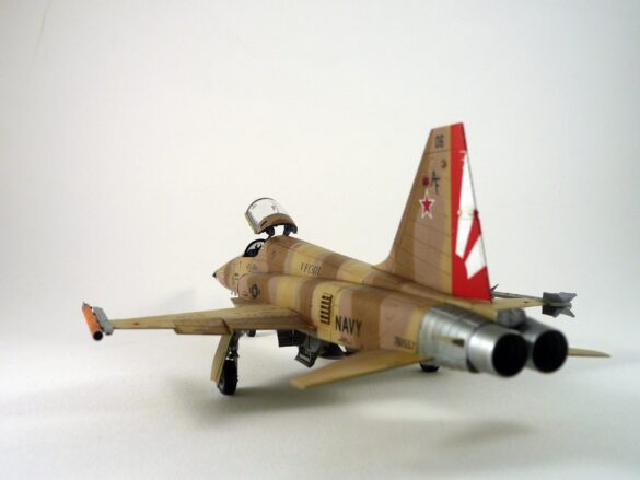 F-5N Tiger II VFC-111 Sundowners Build Review – 1/48 AFV Club Aggressor Camouflage F-5N Tiger II final reveal 1-48 scale build