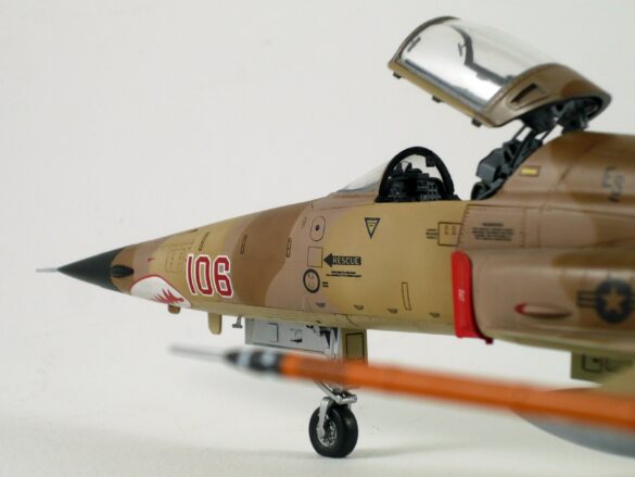 F-5N Tiger II VFC-111 Sundowners Build Review – 1/48 AFV Club Aggressor Camouflage F-5N Tiger II weathering and satin finish detail