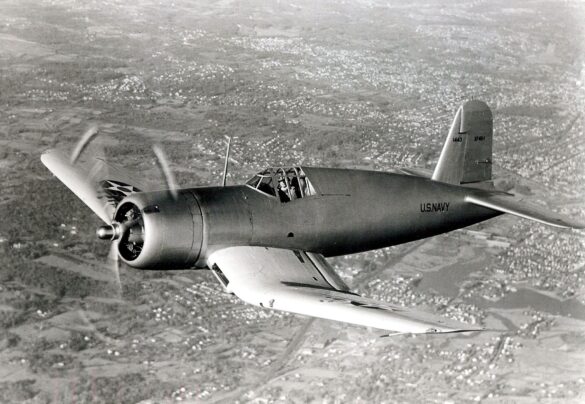 Vought XF4U 1 Corsair prototype in flight in 1940