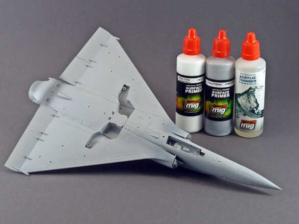 Dassault-Breguet Mirage 2000D Mirage 2000D scale model primed with Ammo by Mig gray and white primer