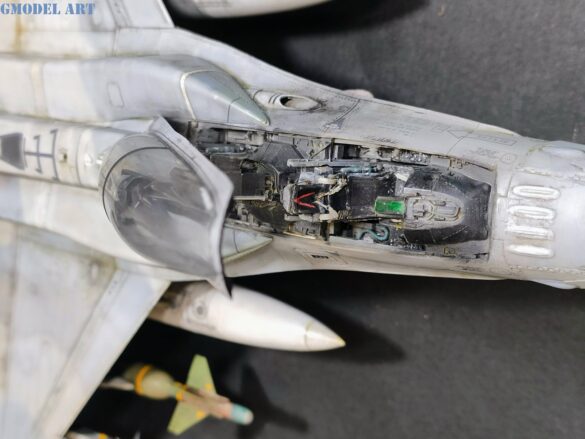 Aires resin cockpit installed in a 1/48 F-16D Block 52+ Advanced model.