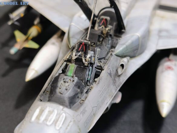 Aires resin cockpit installed in a 1/48 F-16D Block 52+ Advanced model.