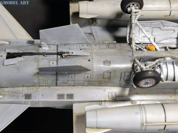 : Conformal Fuel Tanks installed on a Hellenic Air Force F-16D Block 52+ Advanced.