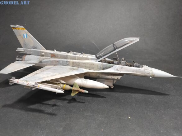 : Conformal Fuel Tanks installed on a Hellenic Air Force F-16D Block 52+ Advanced.