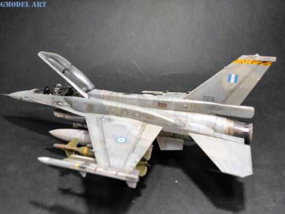 Aires exhaust nozzle fitted to the 1/48 F-16D Block 52+ Advanced model.