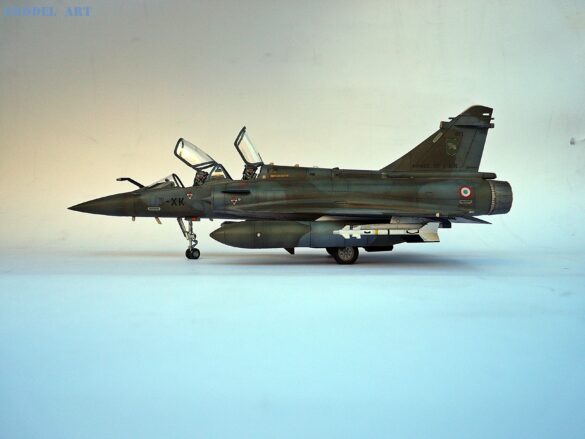 Dassault-Breguet Mirage 2000D Mirage 2000D model", "Mirage 2000D painting", "Mirage 2000D weathering" και "French Air Force scale model".