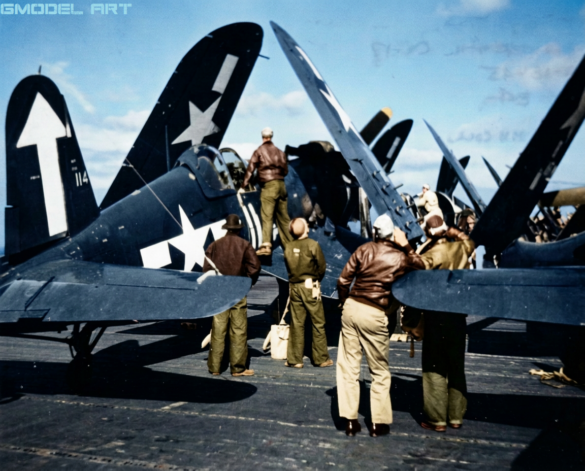 Firefly_### HISTORICAL COLORIZATION — WWII U.S. NAVY F4U CORSAIR__Colorize the original black 692539 Firefly HISTORICAL COLORIZATION — WWII U.S. NAVY F4U CORSAIR Colorize the original black 692539 1
