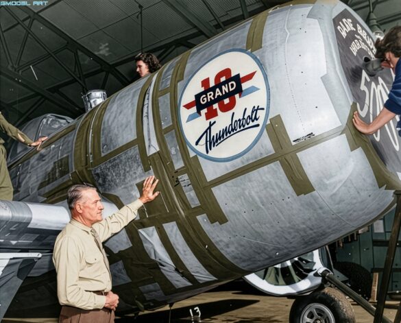 P-47 Thunderbolt production line Firefly COLORIZE THIS ORIGINAL BLACK AND WHITE PHOTOGRAPH OF THE REPUBLIC P 47 THUNDERBOLT PR 526670