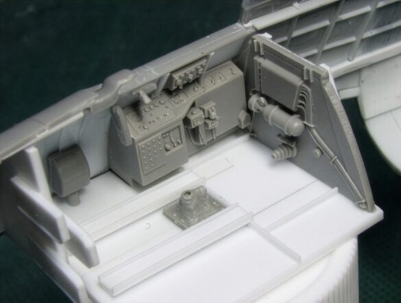 F6F-5 Hellcat “Minsi III” 1/48 – Hasegawa Build, Accurate Corrections & Folding Wings Firefly PERFORM A HIGH PRECISION DIGITAL RESTORATION OF THE ORIGINAL IMAGE. IMPORTANT Prese 218258