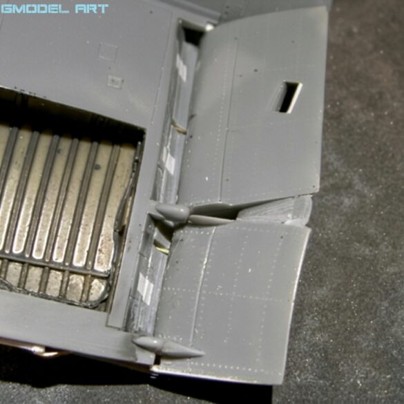 Firefly PERFORM A HIGH PRECISION DIGITAL RESTORATION OF THE ORIGINAL IMAGE. IMPORTANT Prese 24192