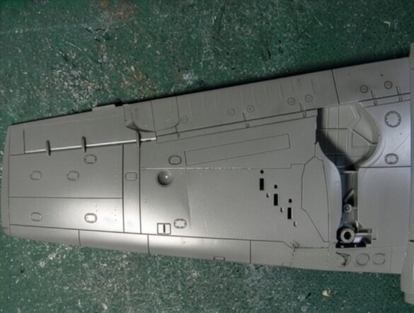 F6F-5 Hellcat “Minsi III” – A 1/48 Scale Model with Accurate Shape Corrections and Folding Wings Firefly PERFORM A HIGH PRECISION DIGITAL RESTORATION OF THE ORIGINAL IMAGE. IMPORTANT Prese 426117