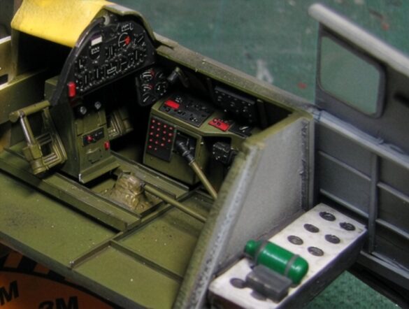 F6F-5 Hellcat “Minsi III” – A 1/48 Scale Model with Accurate Shape Corrections and Folding Wings Firefly PERFORM A HIGH PRECISION DIGITAL RESTORATION OF THE ORIGINAL IMAGE. IMPORTANT Prese 522484