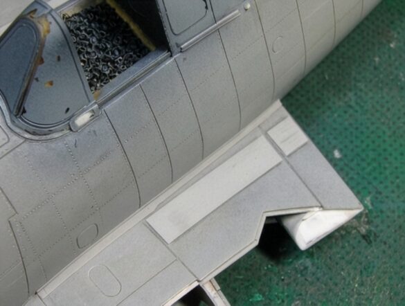 F6F-5 Hellcat “Minsi III” – A 1/48 Scale Model with Accurate Shape Corrections and Folding Wings Firefly PERFORM A HIGH PRECISION DIGITAL RESTORATION OF THE ORIGINAL IMAGE. IMPORTANT Prese 530806