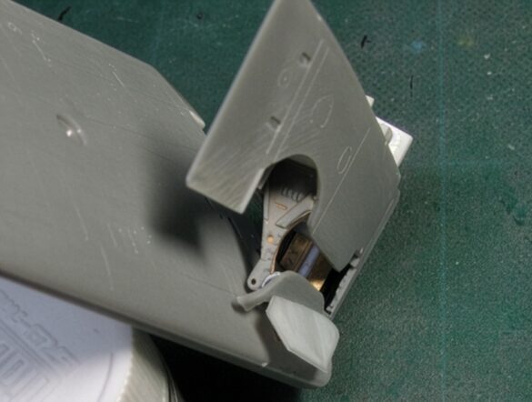 F6F-5 Hellcat “Minsi III” – A 1/48 Scale Model with Accurate Shape Corrections and Folding Wings Firefly PERFORM A HIGH PRECISION DIGITAL RESTORATION OF THE ORIGINAL IMAGE. IMPORTANT Prese 566435