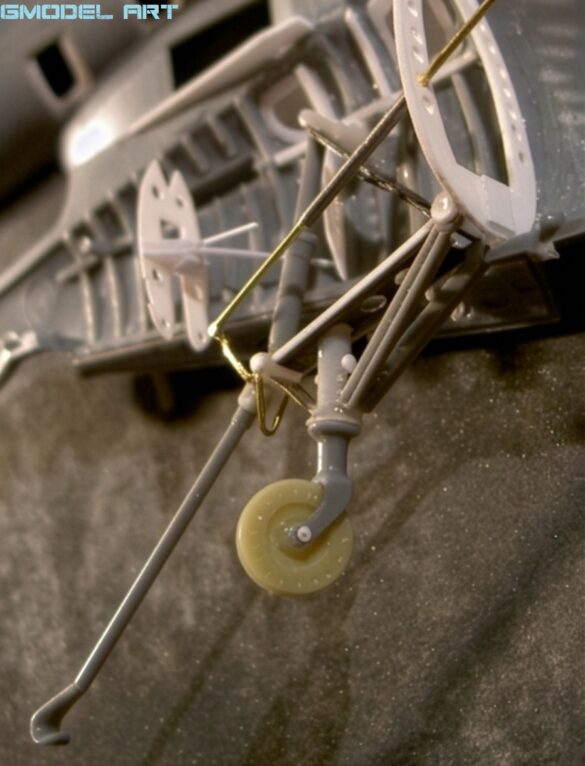 Firefly PERFORM A HIGH PRECISION DIGITAL RESTORATION OF THE ORIGINAL IMAGE. IMPORTANT Prese 615753