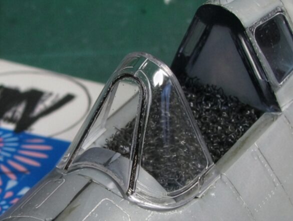 F6F-5 Hellcat “Minsi III” – A 1/48 Scale Model with Accurate Shape Corrections and Folding Wings Firefly PERFORM A HIGH PRECISION DIGITAL RESTORATION OF THE ORIGINAL IMAGE. IMPORTANT Prese 737285