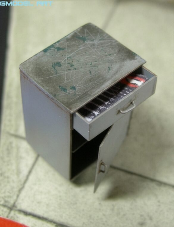 Firefly PERFORM A HIGH PRECISION DIGITAL RESTORATION OF THE ORIGINAL IMAGE. IMPORTANT Prese 782512