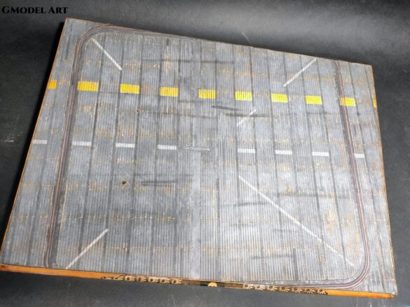 Detailed 1:48 scale F4U-1 Corsair Birdcage model representing VF-17 17-F-31, built with Tamiya, Aires, ICM and Eduard components and displayed on a U.S. Navy aircraft carrier deck.