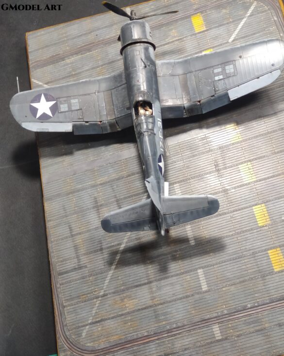 F4U-1 Corsair Birdcage VF-17 17-F-31 Tamiya 1:48 scale model