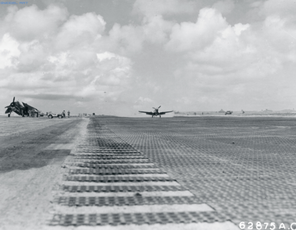 USAAF-Curtiss-P-40N-Warhawk-15FG45FS-landed-at-Baker-Island-Gilbert-Isls-11th-Sep-1943-NA1258