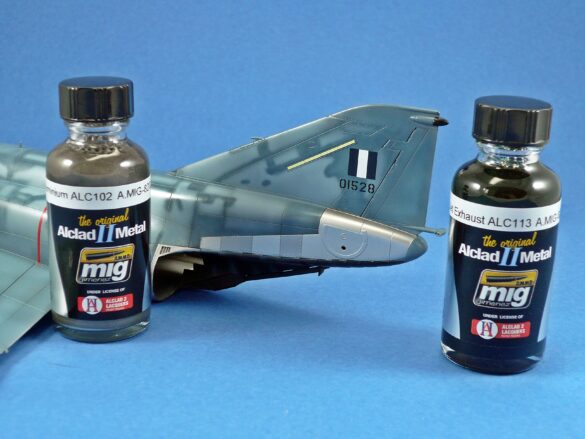 Hellenic Air Force F-4E Phantom II of 337 Squadron in Aegean Blue camouflage, 1995, 1:48 scale model by Hasegawa.