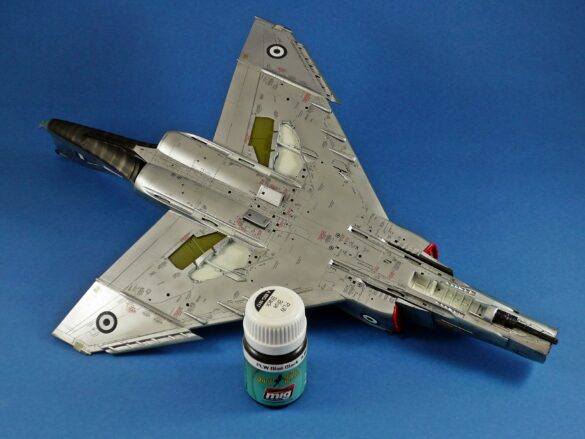 Hellenic Air Force F-4E Phantom II of 337 Squadron in Aegean Blue camouflage, 1995, 1:48 scale model by Hasegawa.