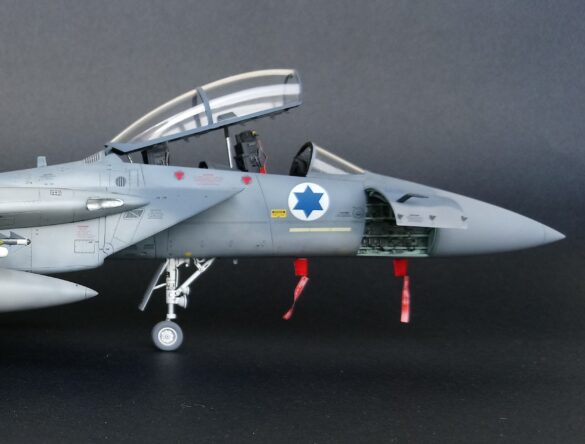 F-15B Baz Cockpit and Aires Ejection Seats Cockpit detail of the Israeli F-15B Baz scale model with Aires ejection seats