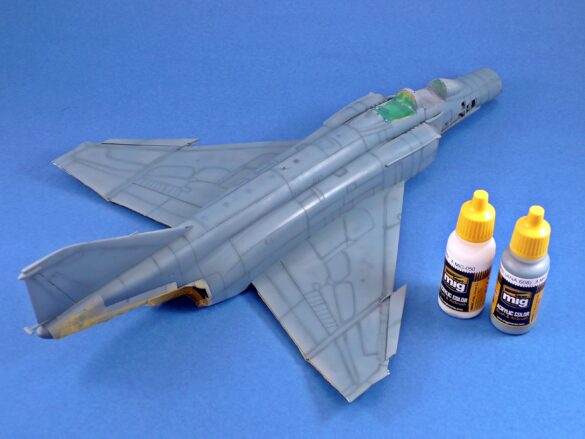 Hellenic Air Force F-4E Phantom II of 337 Squadron in Aegean Blue camouflage, 1995, 1:48 scale model by Hasegawa.