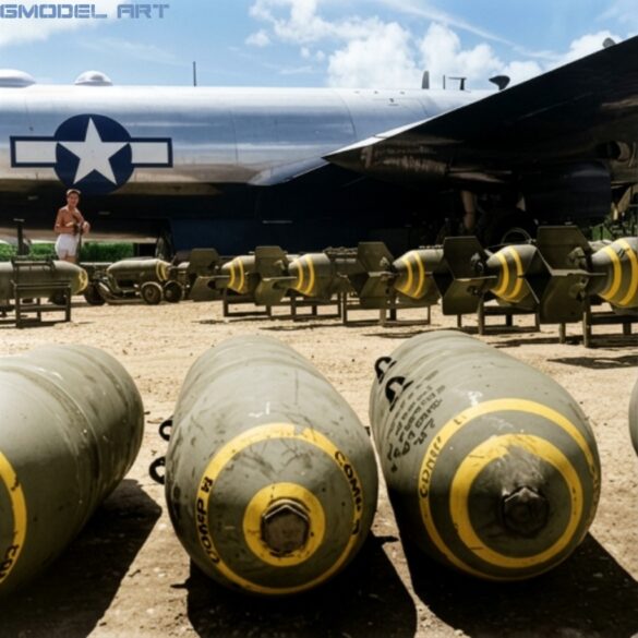 Firefly RESTORE AND CLEAN THIS ORIGINAL WORLD WAR II BLACK AND WHITE PHOTOGRAPH OF A BOEING 428948