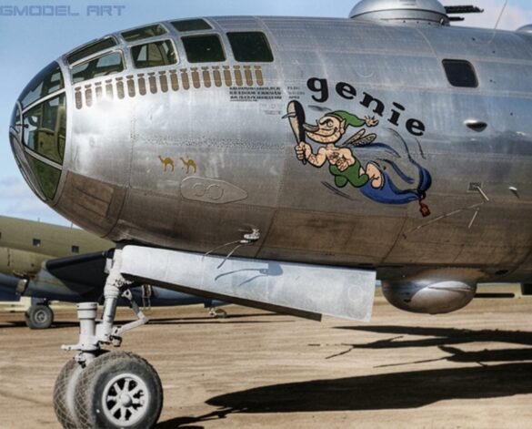 Firefly RESTORE AND CLEAN THIS ORIGINAL WORLD WAR II BLACK AND WHITE PHOTOGRAPH OF A BOEING 784654