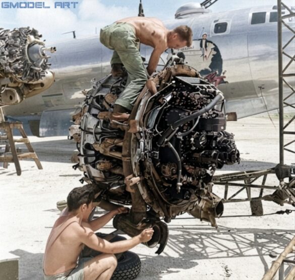 Firefly COLORIZE THIS RESTORED ORIGINAL WORLD WAR II BLACK AND WHITE PHOTOGRAPH OF A BOEING B 888464