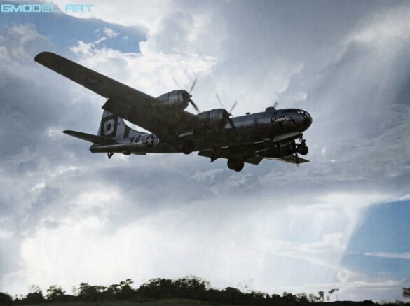 Firefly COLORIZE THIS RESTORED ORIGINAL WORLD WAR II BLACK AND WHITE PHOTOGRAPH OF A BOEING B 902990