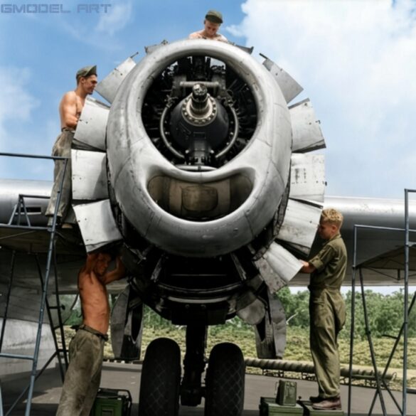 Firefly RESTORE AND CLEAN THIS ORIGINAL WORLD WAR II BLACK AND WHITE PHOTOGRAPH OF A BOEING B 630622