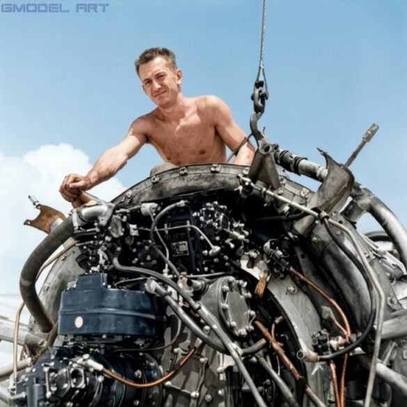 Firefly RESTORE AND CLEAN THIS ORIGINAL WORLD WAR II BLACK AND WHITE PHOTOGRAPH OF A BOEING B 950786