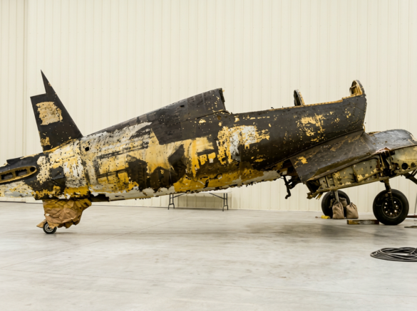During its transformation, the Corsair underwent radical modifications to evolve from a warbird into a pure racing machine.