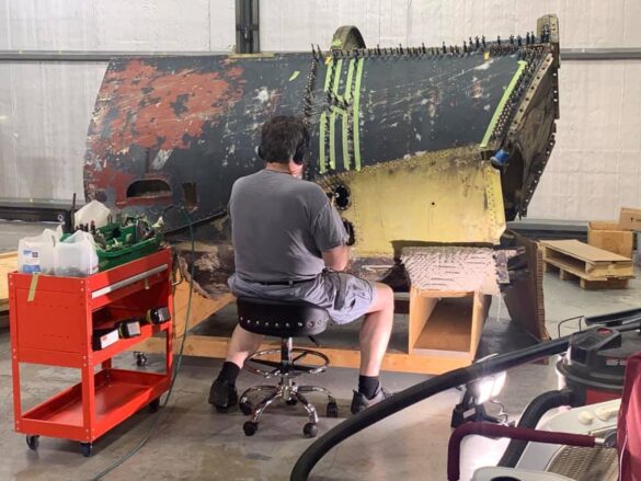 Goodyear FG-1A Corsair Lucky Gallon restoration by Chuck Wahl