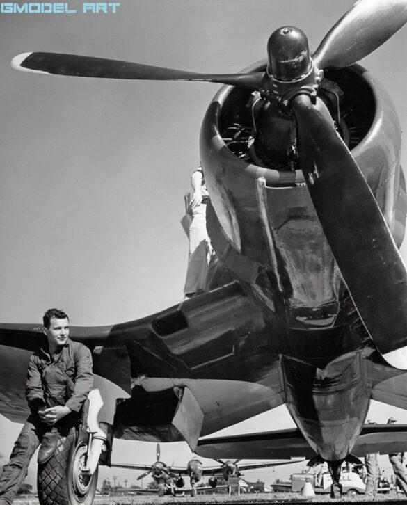 Goodyear FG-1A Corsair Lucky Gallon restoration by Chuck Wahl