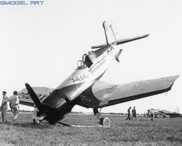 Lucky Gallon FG-1A Corsair showing its racing modifications