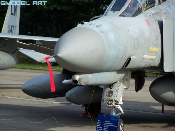 Landing gear wheels of the Hellenic Air Force F-4E Phantom II AUP